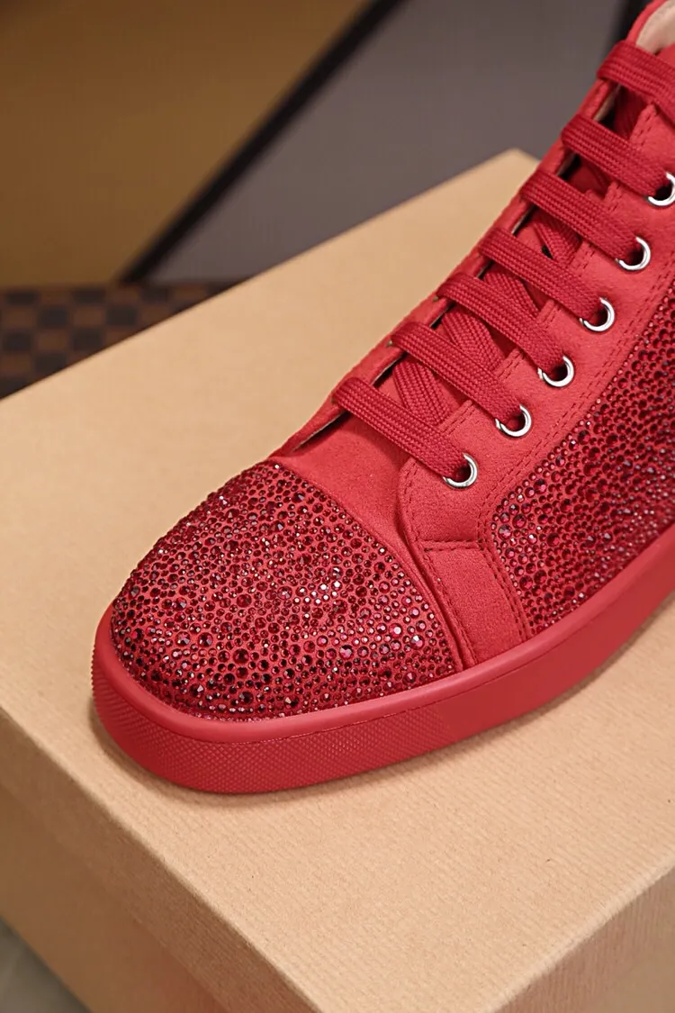 Ex-factory price 480. christian louboutin (CL red sole shoes) counter hot diamond series, high-top casual sneakers for couples 📢 📢 📢 Exclusive hot style release 🎈🎈💪 Movable latex feet 👻 Finished outsole sewing line [satisfied] 😝Female 35-40# Male 38#-46, global supply😝 [Top version]: original imported cowhide upper, top original leather lining, original molded TPU outsole, original 1:1 detail processing, original shoe last, large quantity available from stock,